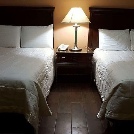 Hotel La Posta Monclova Exterior photo